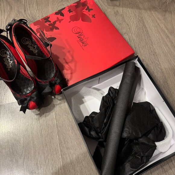 Pleasers - Red and Black Lace Platform Dance Shoes - Picture 4 of 4